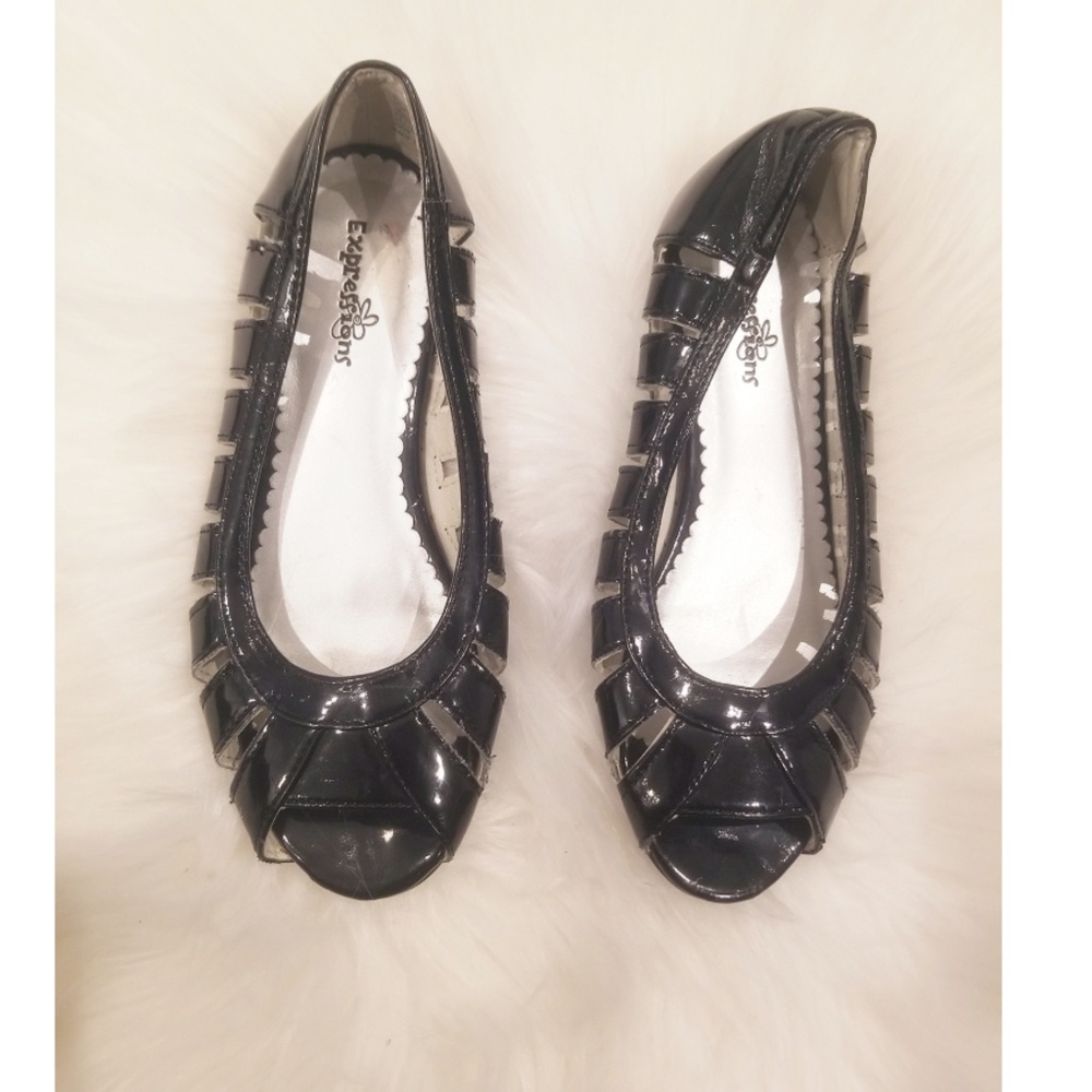Girls black patent leather peep toes